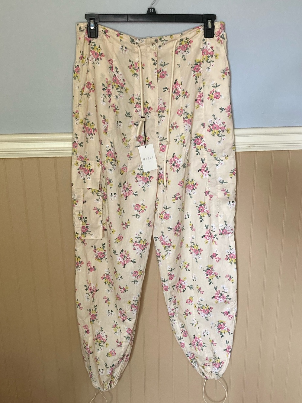 NWT Mable Ragnilda Floral Utility Cargo Pants - Cream/Pink Ditsy Floral